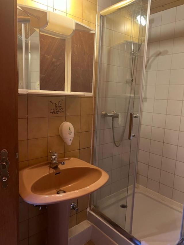 Westerwaelder Hof Windhagen Eksteriør billede